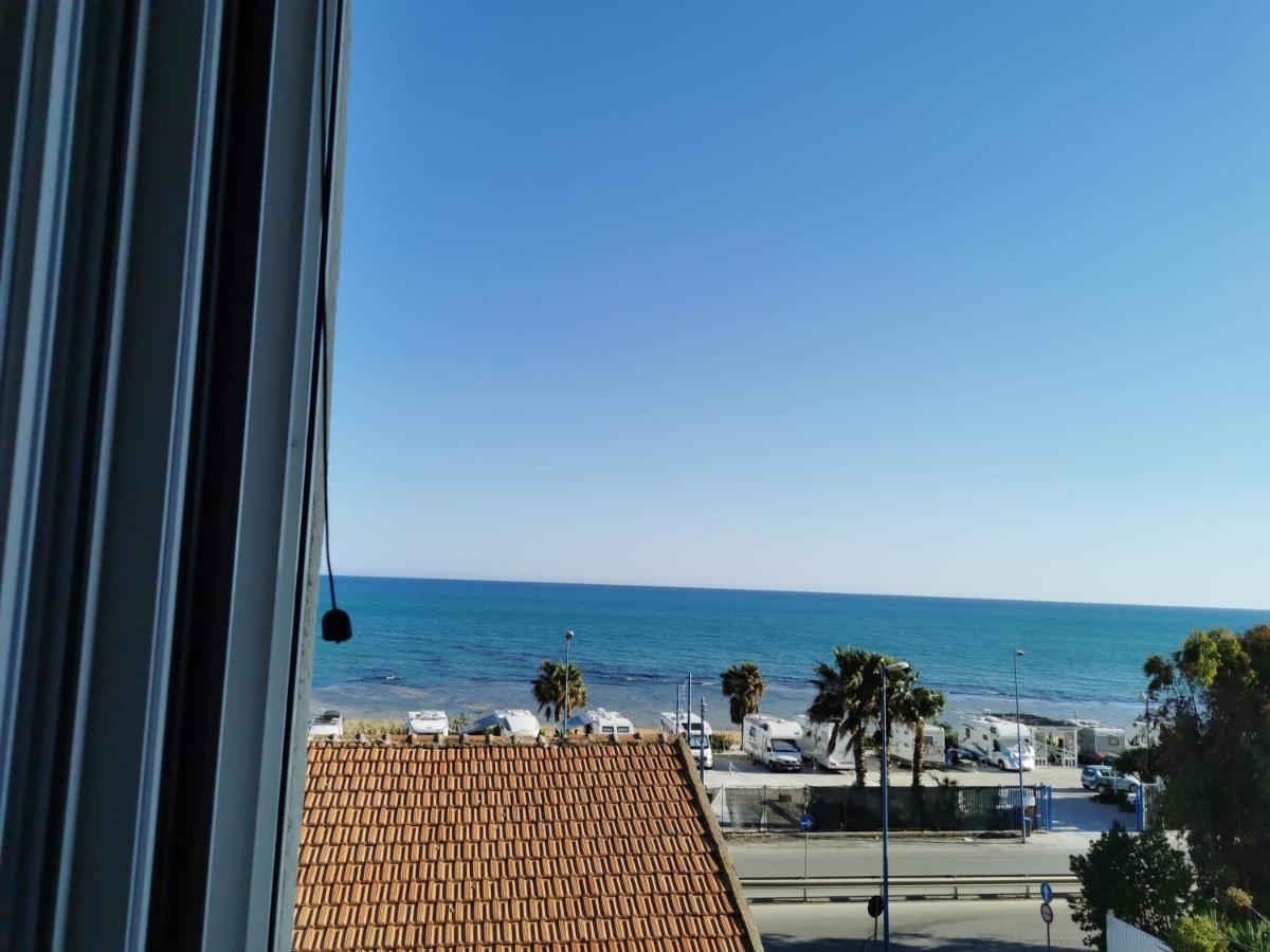 Frontemare Locazione Turistica Hotel Porto Empedocle Luaran gambar